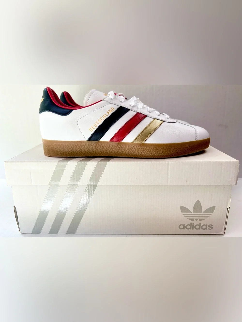 Adidas Deutschland Germany White Black Red Gold Gum Shoes Men’s US 9 M AQ1200